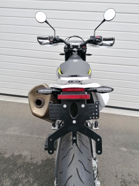 701 SM 2016-2026 REVO Short Slim