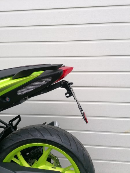 BN 125 2019-2024 Kennzeichenträger REVO